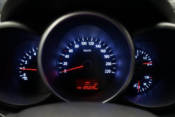Kia Soul I Рестайлинг с пробегом 2012 года, цена 1 180 000 рублей, 125000 км, хэтчбек, Автокод Объявления