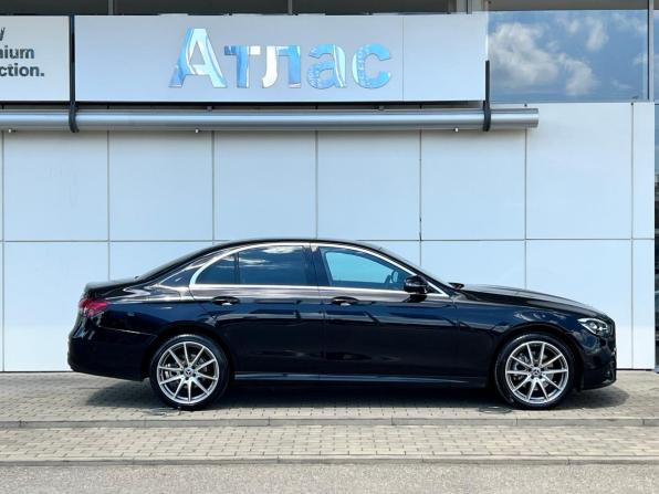 Mercedes-Benz E-Класс V (W213 S213 C238) Рестайлинг с пробегом 2021 года, цена 3 690 000 рублей, 147576 км, седан, Автокод Объявления