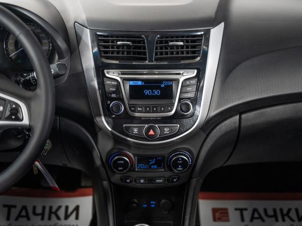 Hyundai Solaris I Рестайлинг с пробегом 2014 года, цена 800 500 рублей, 100837 км, хэтчбек, Автокод Объявления