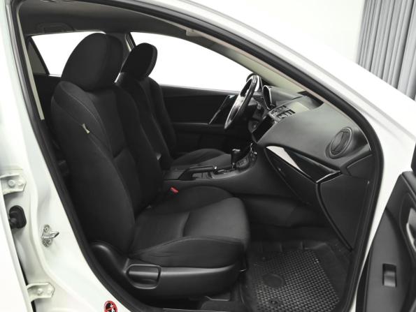 Mazda 3 II (BL) Рестайлинг с пробегом 2013 года, цена 990 000 рублей, 188849 км, хэтчбек, Автокод Объявления