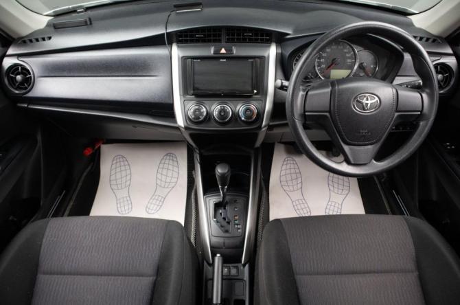 Toyota Corolla XI (E160 E170) Рестайлинг 2 с пробегом 2018 года, цена 1 499 000 рублей, 82000 км, универсал, Автокод Объявления