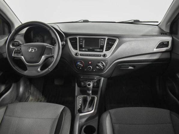 Hyundai Solaris II Рестайлинг с пробегом 2021 года, цена 1 775 000 рублей, 39999 км, седан, Автокод Объявления