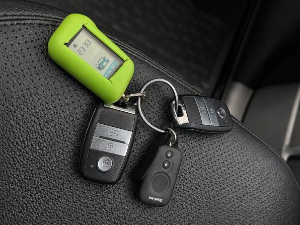 Kia Sorento II Рестайлинг с пробегом 2017 года, цена 2 000 000 рублей, 199000 км, внедорожник, Автокод Объявления
