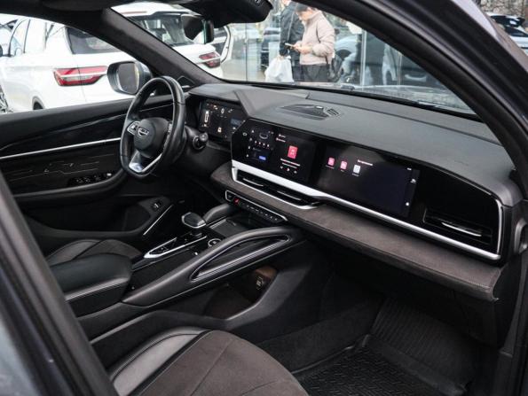 Geely Monjaro I с пробегом 2024 года, цена 3 100 000 рублей, 63645 км, внедорожник, Автокод Объявления