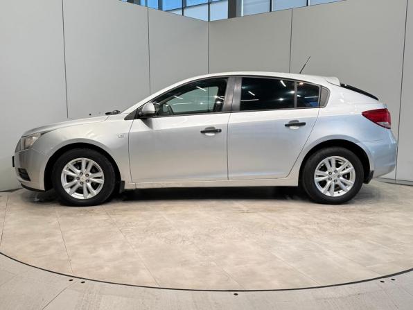 Chevrolet Cruze I с пробегом 2012 года, цена 650 000 рублей, 220000 км, хэтчбек, Автокод Объявления