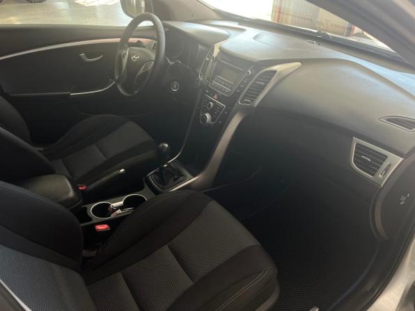 Hyundai i30 II с пробегом 2013 года, цена 950 000 рублей, 145273 км, хэтчбек, Автокод Объявления