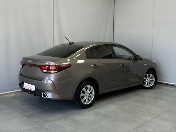 Kia Rio IV Рестайлинг с пробегом 2021 года, цена 1 687 000 рублей, 23980 км, седан, Автокод Объявления
