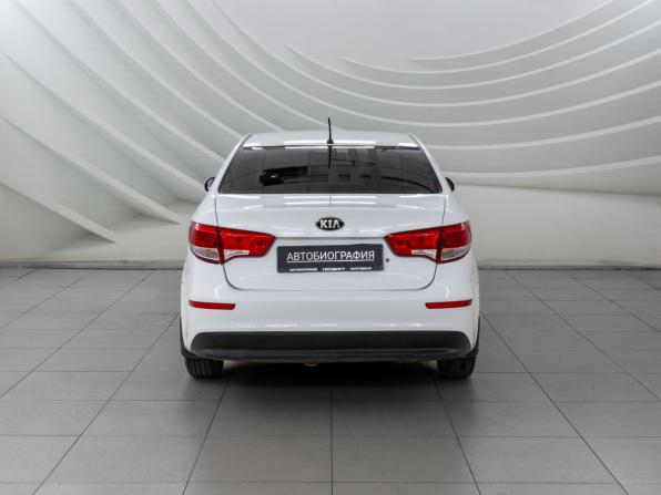 Kia Rio III Рестайлинг с пробегом 2016 года, цена 1 098 000 рублей, 80323 км, седан, Автокод Объявления