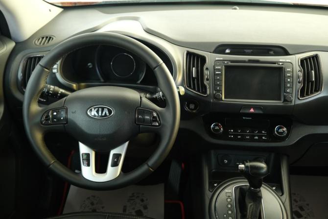 Kia Sportage III с пробегом 2013 года, цена 1 499 000 рублей, 206000 км, внедорожник, Автокод Объявления