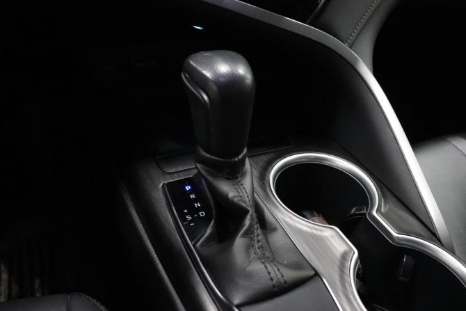 Toyota Camry VIII (XV70) Рестайлинг с пробегом 2022 года, цена 3 450 000 рублей, 60588 км, седан, Автокод Объявления