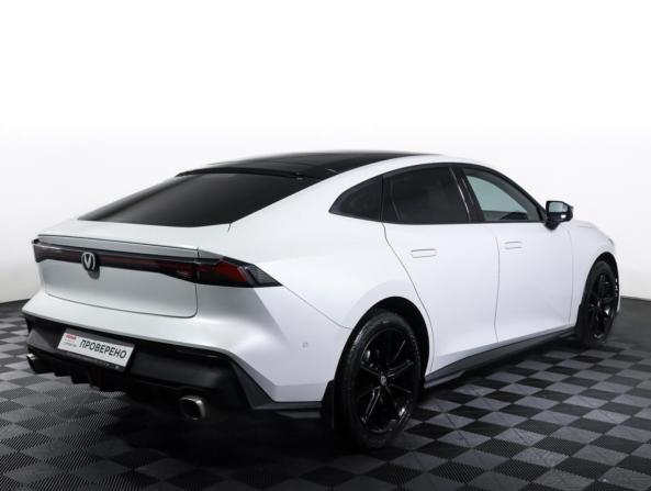 Changan UNI-V I с пробегом 2023 года, цена 2 325 000 рублей, 35111 км, лифтбек, Автокод Объявления