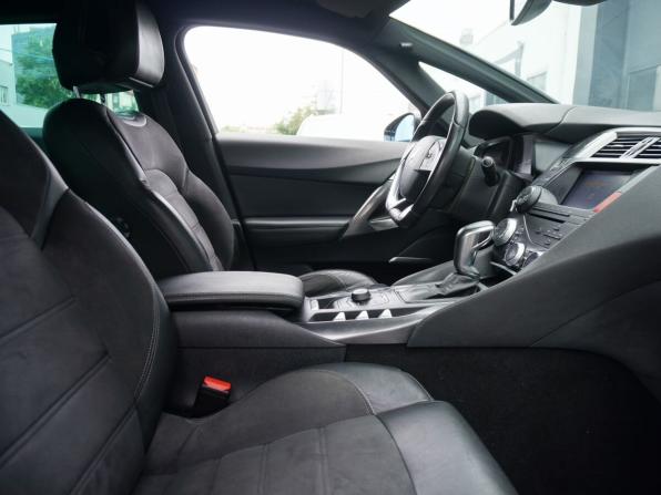 Citroen DS5 с пробегом 2012 года, цена 1 300 000 рублей, 108901 км, хэтчбек, Автокод Объявления