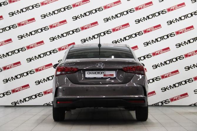 Hyundai Solaris II Рестайлинг с пробегом 2021 года, цена 1 725 250 рублей, 19758 км, седан, Автокод Объявления