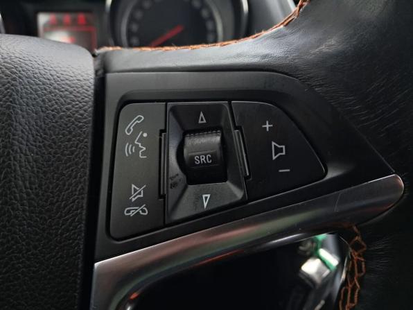 Opel Mokka I с пробегом 2014 года, цена 1 056 000 рублей, 125563 км, внедорожник, Автокод Объявления