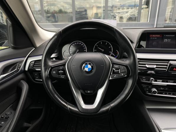 BMW 5 серии VII (G30/G31/G38) с пробегом 2017 года, цена 3 099 000 рублей, 113175 км, седан, Автокод Объявления