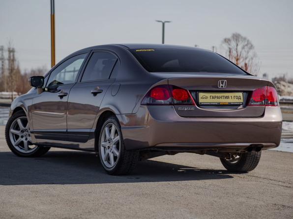 Honda Civic VIII Рестайлинг с пробегом 2010 года, цена 839 000 рублей, 207289 км, седан, Автокод Объявления