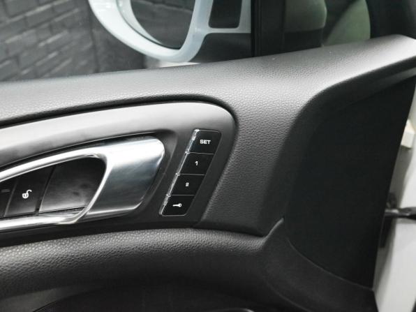Porsche Cayenne II Рестайлинг (958) с пробегом 2014 года, цена 2 920 000 рублей, 190781 км, внедорожник, Автокод Объявления