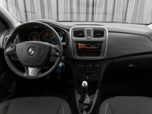 Renault Sandero II с пробегом 2014 года, цена 770 000 рублей, 126277 км, хэтчбек, Автокод Объявления