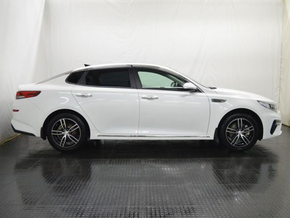 Kia Optima IV Рестайлинг с пробегом 2018 года, цена 1 300 000 рублей, 121017 км, седан, Автокод Объявления