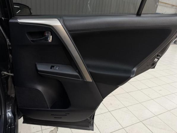 Toyota RAV4 IV (XA40) с пробегом 2015 года, цена 2 200 000 рублей, 99750 км, внедорожник, Автокод Объявления