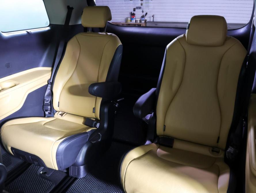 Kia Carnival IV Москва  - изображение 11