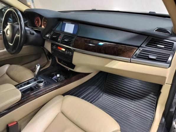 BMW X5 II (E70) Рестайлинг с пробегом 2010 года, цена 1 660 000 рублей, 323311 км, внедорожник, Автокод Объявления