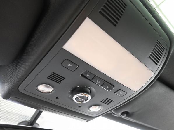 Volkswagen Touareg II с пробегом 2013 года, цена 2 429 900 рублей, 157450 км, внедорожник, Автокод Объявления
