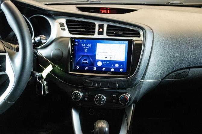 Kia Ceed II с пробегом 2013 года, цена 999 000 рублей, 189621 км, универсал, Автокод Объявления