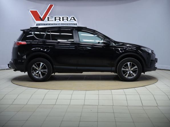 Toyota RAV4 IV (XA40) Рестайлинг с пробегом 2018 года, цена 2 350 000 рублей, 129902 км, внедорожник, Автокод Объявления