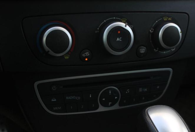 Renault Megane III с пробегом 2011 года, цена 960 000 рублей, 124605 км, хэтчбек, Автокод Объявления