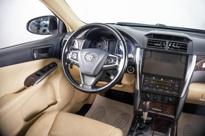 Toyota Camry VII (XV50) Рестайлинг с пробегом 2015 года, цена 1 949 000 рублей, 236835 км, седан, Автокод Объявления