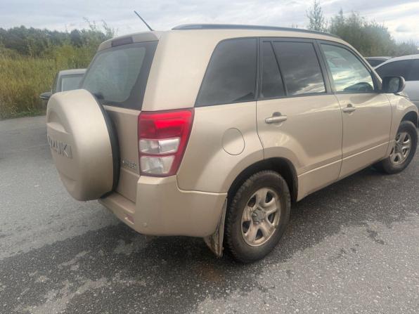 Suzuki Grand Vitara II Рестайлинг с пробегом 2011 года, цена 1 300 000 рублей, 132244 км, внедорожник, Автокод Объявления