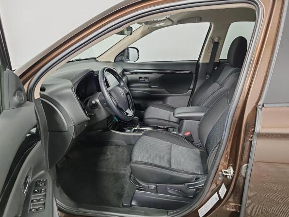 Mitsubishi Outlander III Рестайлинг 3 с пробегом 2021 года, цена 2 249 000 рублей, 107418 км, внедорожник, Автокод Объявления
