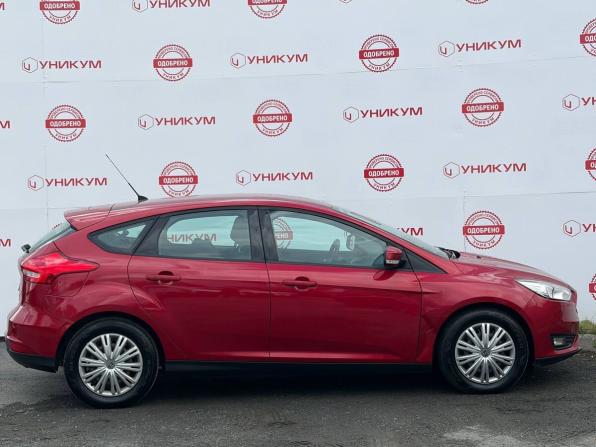 Ford Focus III Рестайлинг с пробегом 2016 года, цена 979 000 рублей, 134030 км, хэтчбек, Автокод Объявления