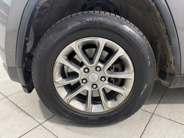 Jeep Grand Cherokee IV (WK2) Рестайлинг с пробегом 2013 года, цена 1 999 800 рублей, 329000 км, внедорожник, Автокод Объявления