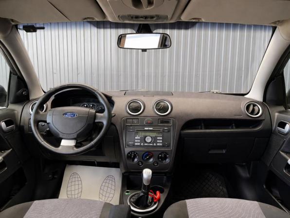 Ford Fusion I Рестайлинг с пробегом 2007 года, цена 427 000 рублей, 290000 км, хэтчбек, Автокод Объявления