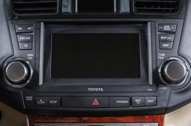 Toyota Highlander II (XU40) Рестайлинг с пробегом 2013 года, цена 2 499 000 рублей, 161000 км, внедорожник, Автокод Объявления