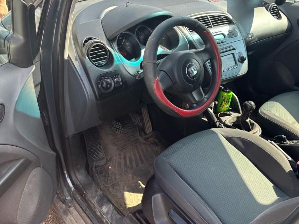 SEAT Toledo III с пробегом 2008 года, цена 495 000 рублей, 207007 км, хэтчбек, Автокод Объявления