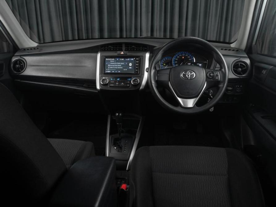 Toyota Corolla XI (E160 E170) Рестайлинг 2 Тюмень  - изображение 6