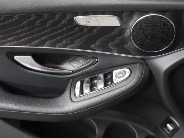 Mercedes-Benz GLC I (X253) с пробегом 2018 года, цена 3 349 000 рублей, 57080 км, внедорожник, Автокод Объявления