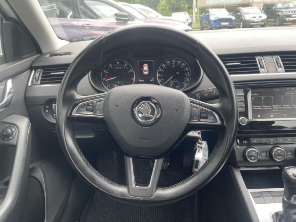 Skoda Octavia III (A7) с пробегом 2016 года, цена 1 620 000 рублей, 176511 км, лифтбек, Автокод Объявления