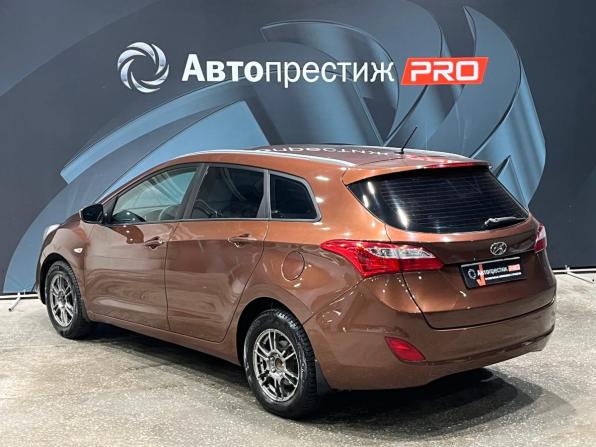 Hyundai i30 II с пробегом 2012 года, цена 950 000 рублей, 156356 км, универсал, Автокод Объявления