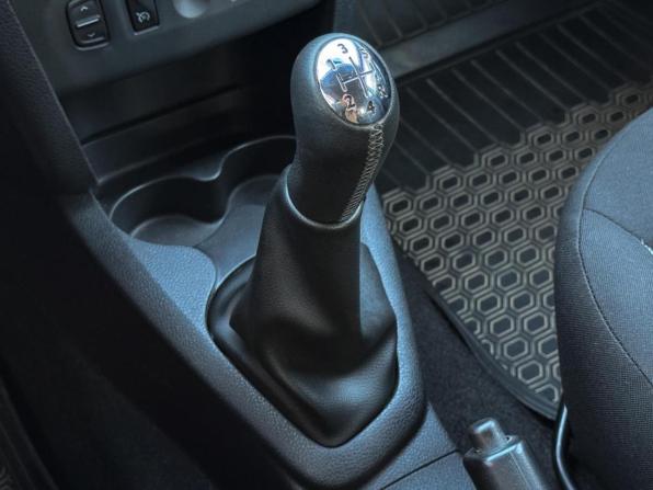 Renault Sandero II с пробегом 2018 года, цена 1 099 000 рублей, 72669 км, хэтчбек, Автокод Объявления