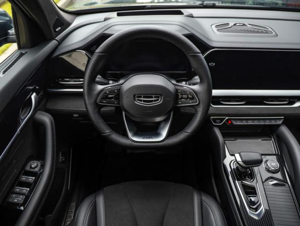 Geely Monjaro I с пробегом 2024 года, цена 3 579 000 рублей, 4153 км, внедорожник, Автокод Объявления