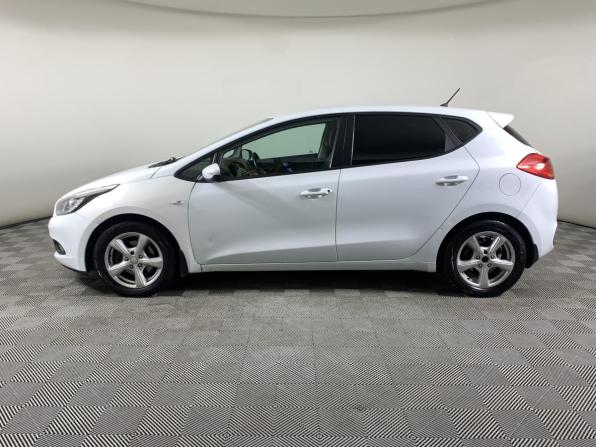 Kia Ceed II с пробегом 2014 года, цена 1 020 000 рублей, 121790 км, универсал, Автокод Объявления