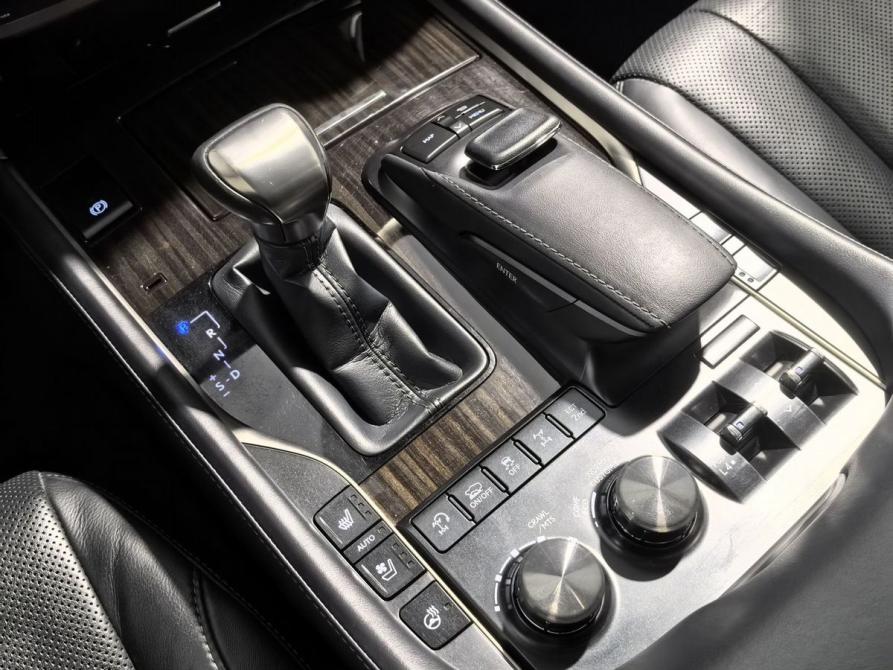 Lexus LX III Рестайлинг 2 Санкт-Петербург  - изображение 32