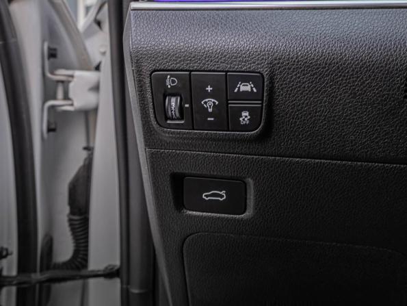 Kia K5 III с пробегом 2020 года, цена 2 782 000 рублей, 72581 км, седан, Автокод Объявления