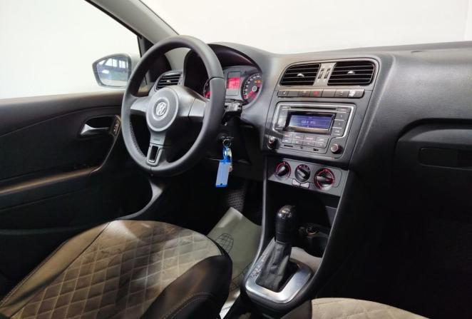 Volkswagen Polo V с пробегом 2014 года, цена 890 000 рублей, 129351 км, седан, Автокод Объявления