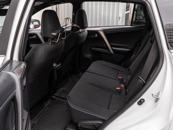 Toyota RAV4 IV (XA40) Рестайлинг с пробегом 2019 года, цена 3 270 000 рублей, 112916 км, внедорожник, Автокод Объявления
