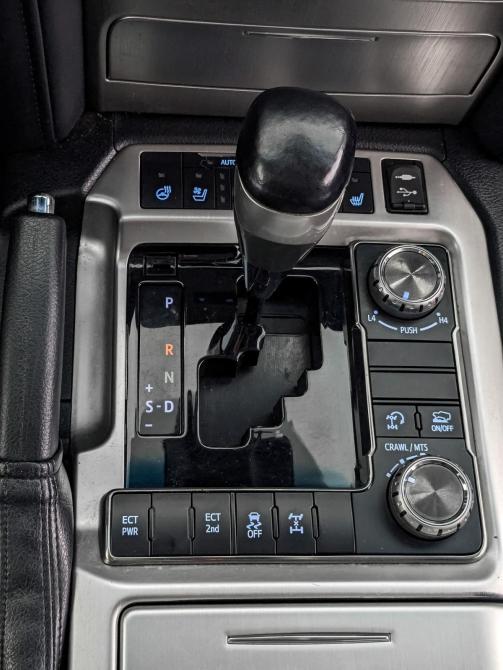Toyota Land Cruiser 200 Series Рестайлинг 2 Москва  - изображение 29